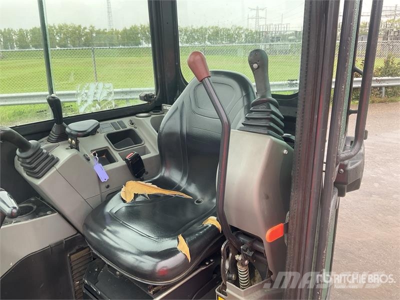 Bobcat E25 Mini Excavator Mini bagri <7t
