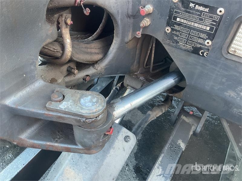 Bobcat E25 Mini Excavator حفارات صغيرة أقل من 7 طن (حفارات صغيرة)
