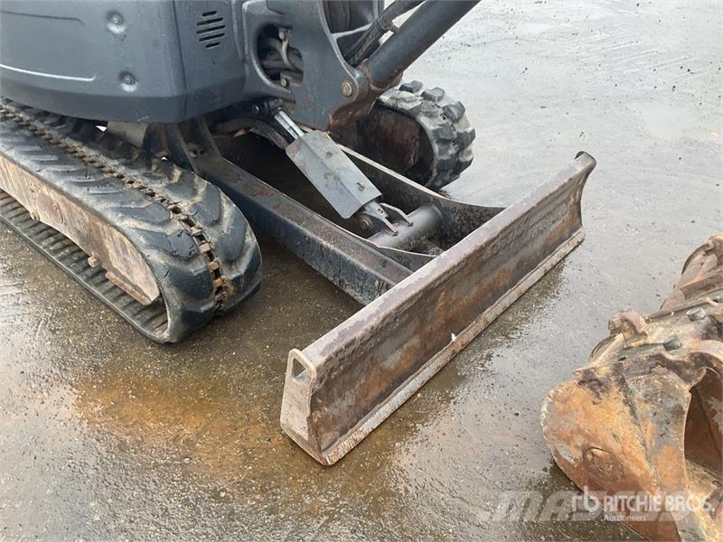 Bobcat E25 Mini Excavator Minigraafmachines < 7t