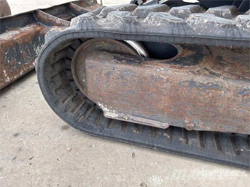 Bobcat E26 Мини-экскаваторы