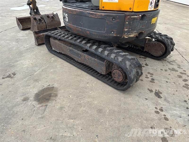 Bobcat E26 Мини-экскаваторы