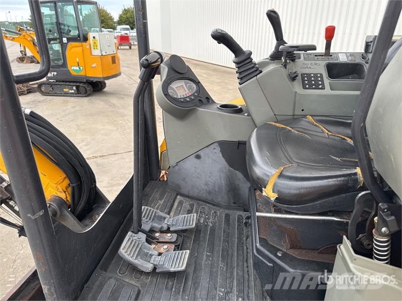 Bobcat E26 Мини-экскаваторы
