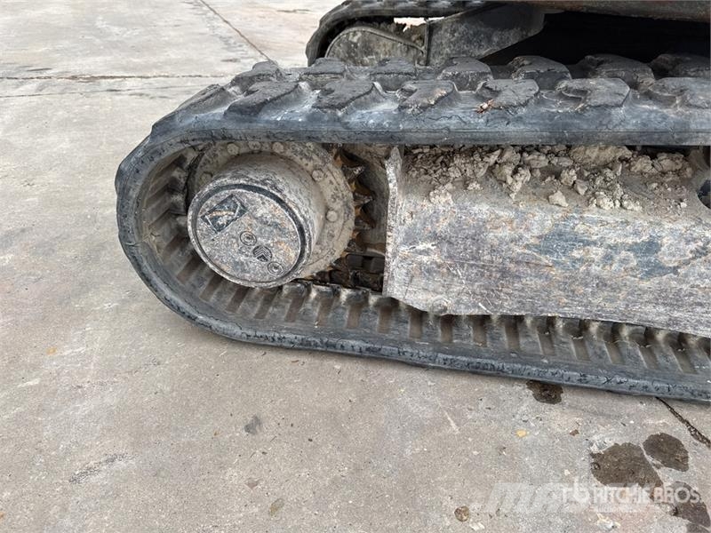 Bobcat E26 Мини-экскаваторы
