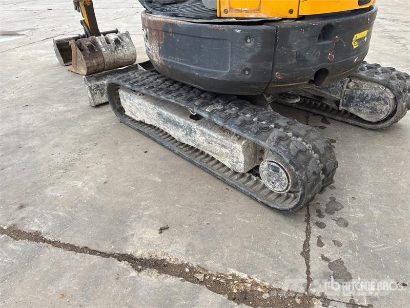 Bobcat E26 Мини-экскаваторы