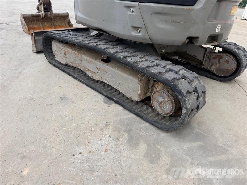 Bobcat E26 Mini pelle < 7t