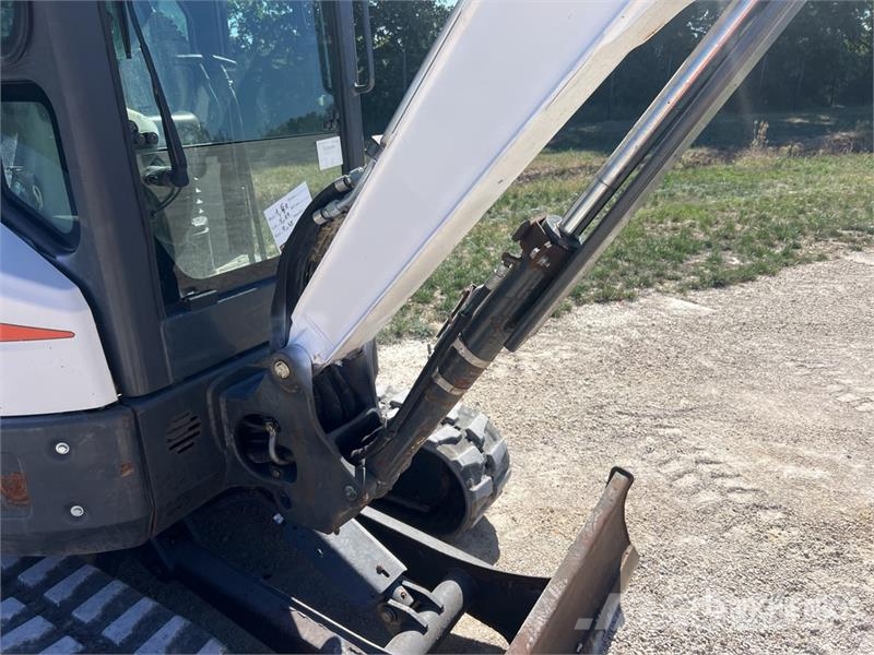 Bobcat E26 E M Mini- Pelle Mini Excavator حفارات صغيرة أقل من 7 طن (حفارات صغيرة)