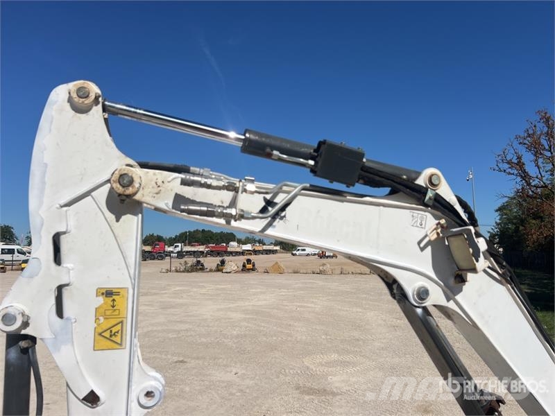 Bobcat E26 E M Mini- Pelle Mini Excavator حفارات صغيرة أقل من 7 طن (حفارات صغيرة)