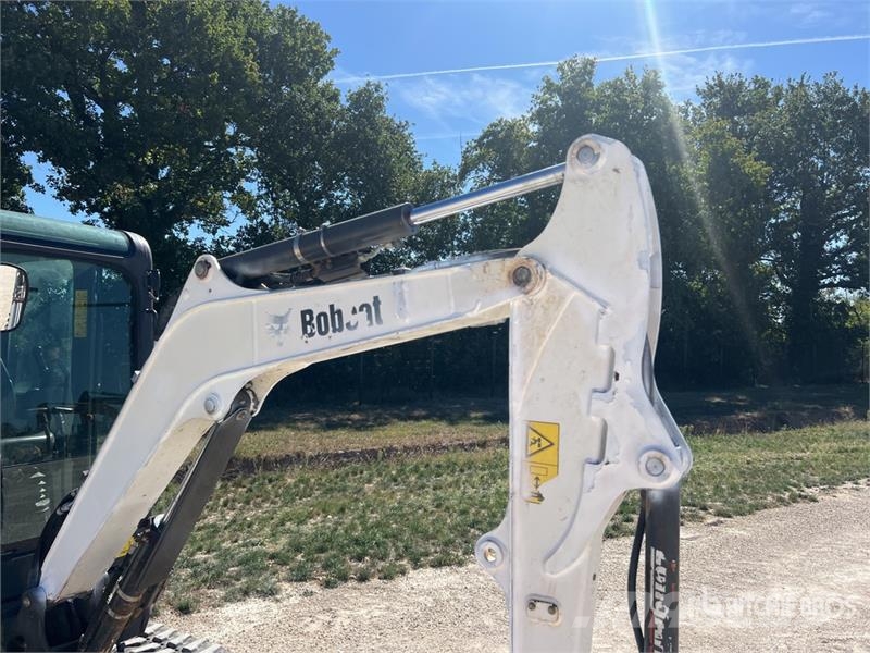 Bobcat E26 E M Mini- Pelle Mini Excavator حفارات صغيرة أقل من 7 طن (حفارات صغيرة)