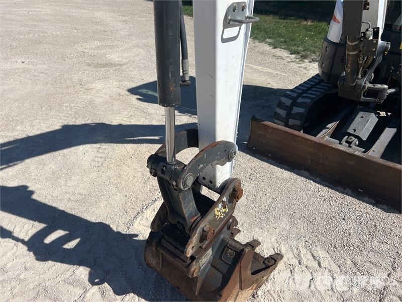 Bobcat E26 E M Mini- Pelle Mini Excavator حفارات صغيرة أقل من 7 طن (حفارات صغيرة)