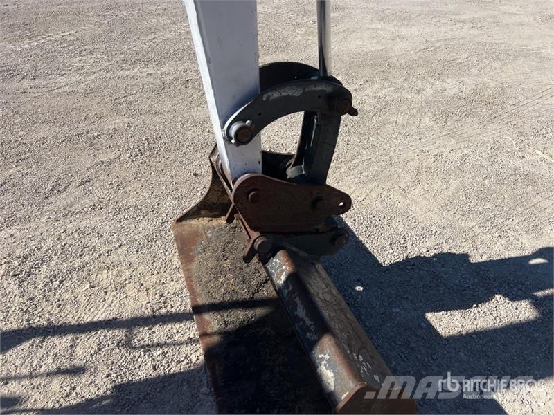 Bobcat E26 EM Mini-Pelle Mini Excavator Minibagger < 7t