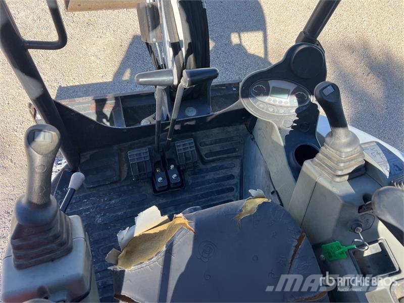 Bobcat E26 EM Mini-Pelle Mini Excavator Minibagger < 7t