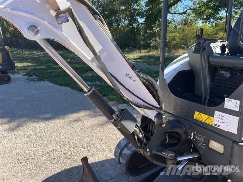Bobcat E26 EM Mini-Pelle Mini Excavator Minibagger < 7t