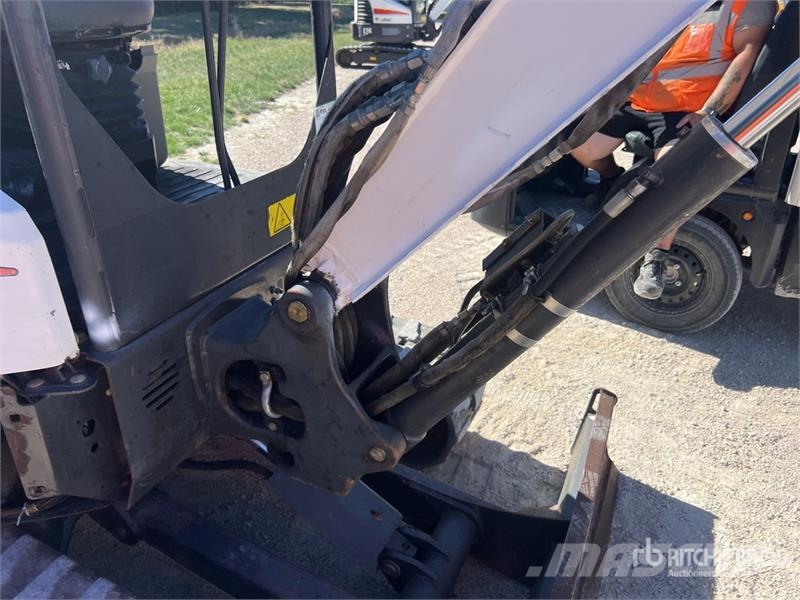 Bobcat E26 EM Mini-Pelle Mini Excavator Minibagger < 7t