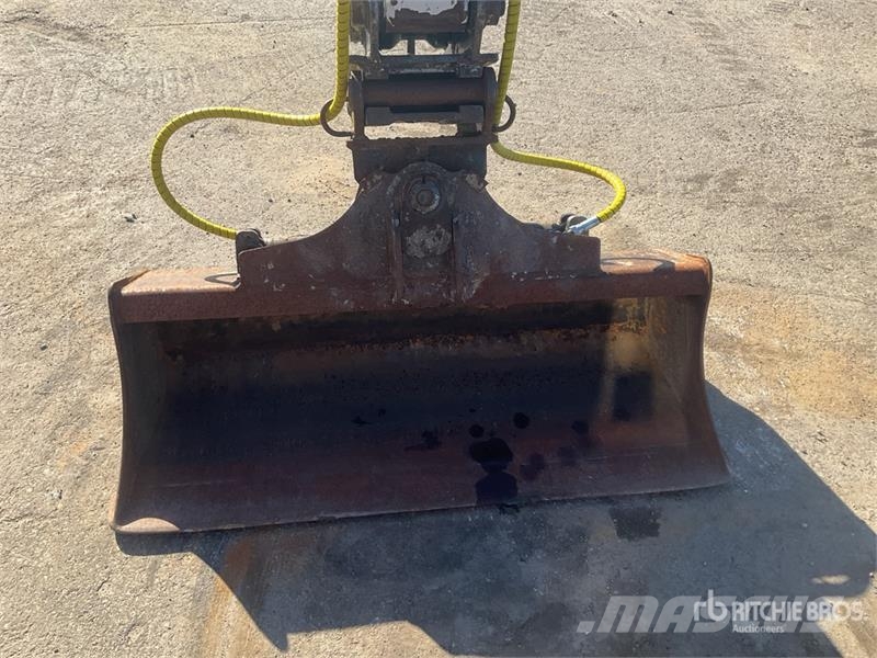 Bobcat E27 Mini Excavator Mini bagri <7t