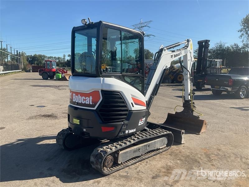 Bobcat E27 Mini Excavator Mini bagri <7t