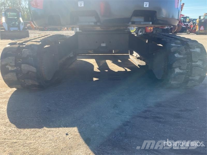 Bobcat E27 Mini Excavator Mini bagri <7t