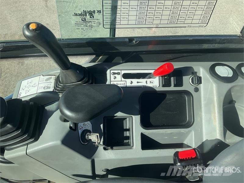 Bobcat E27 Mini Excavator Mini bagri <7t