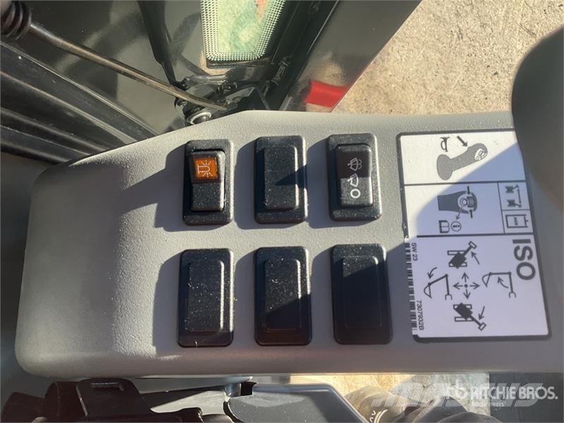 Bobcat E27 Mini Excavator Mini bagri <7t