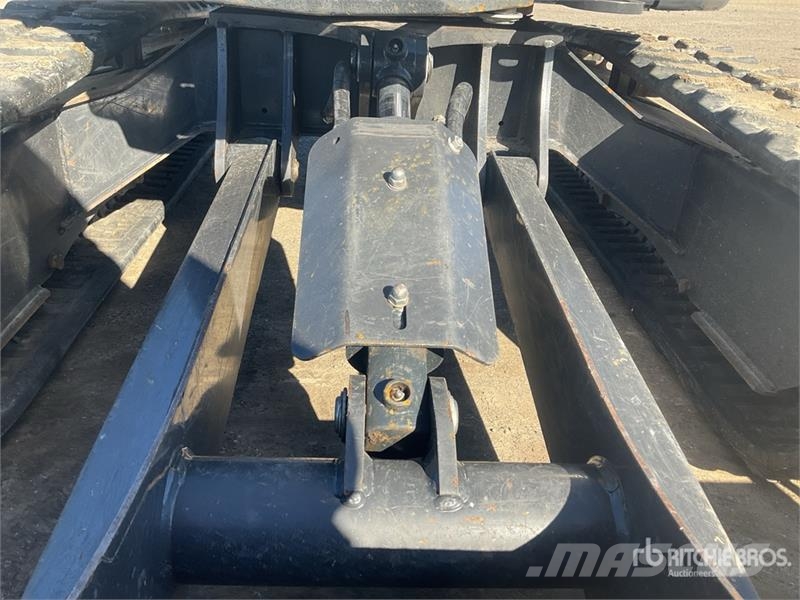 Bobcat E27 Mini Excavator Mini bagri <7t