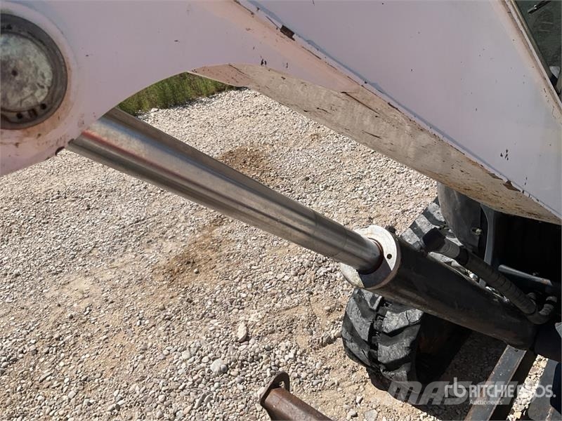 Bobcat E27Z Mini Excavator Mini excavators < 7t (Mini diggers)