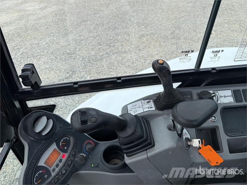 Bobcat E34 Mini Excavator Мини екскаватори < 7 т