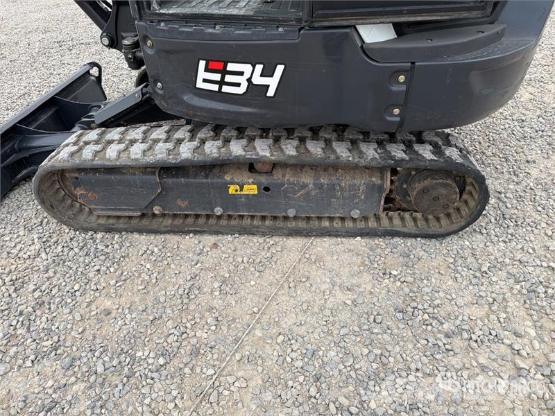 Bobcat E34 Mini Excavator Мини екскаватори < 7 т