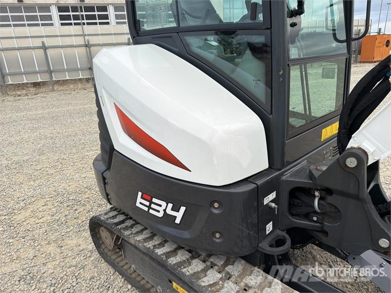 Bobcat E34 Mini Excavator Мини екскаватори < 7 т
