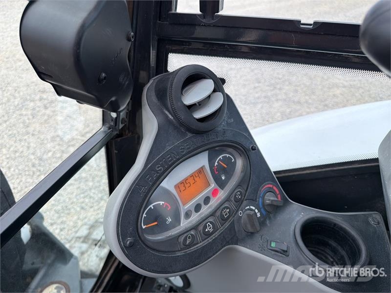 Bobcat E34 Mini Excavator Мини екскаватори < 7 т