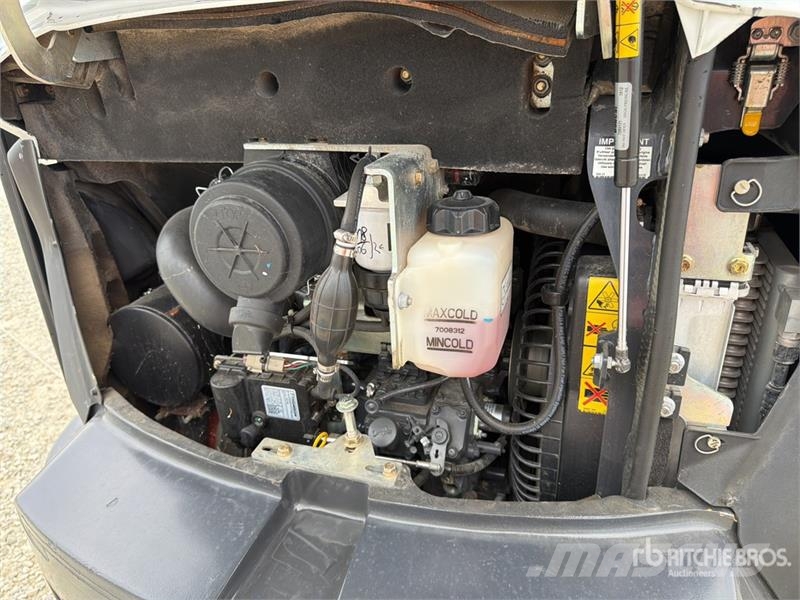 Bobcat E34 Mini Excavator Мини екскаватори < 7 т