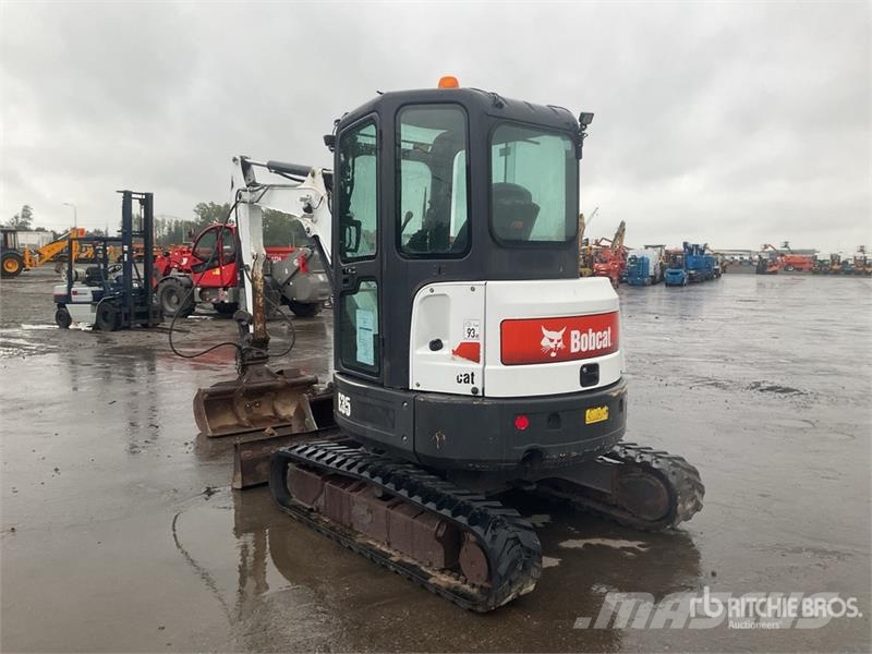 Bobcat E35 Mini kotrók < 7t