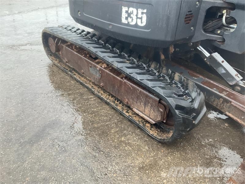 Bobcat E35 Mini kotrók < 7t