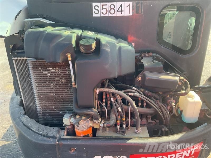 Bobcat E35 Mini bagri <7t