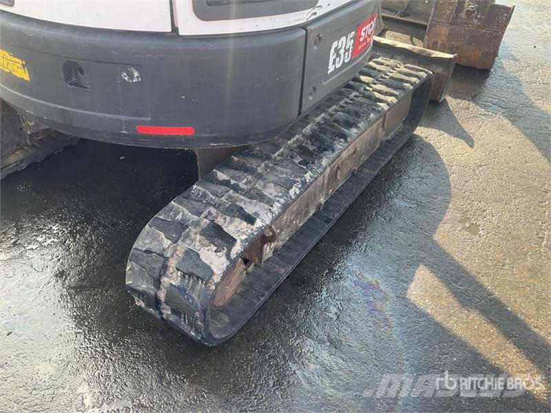 Bobcat E35 Mini bagri <7t