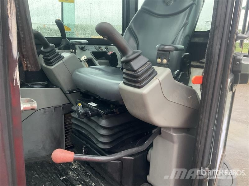 Bobcat E35 Mini kotrók < 7t