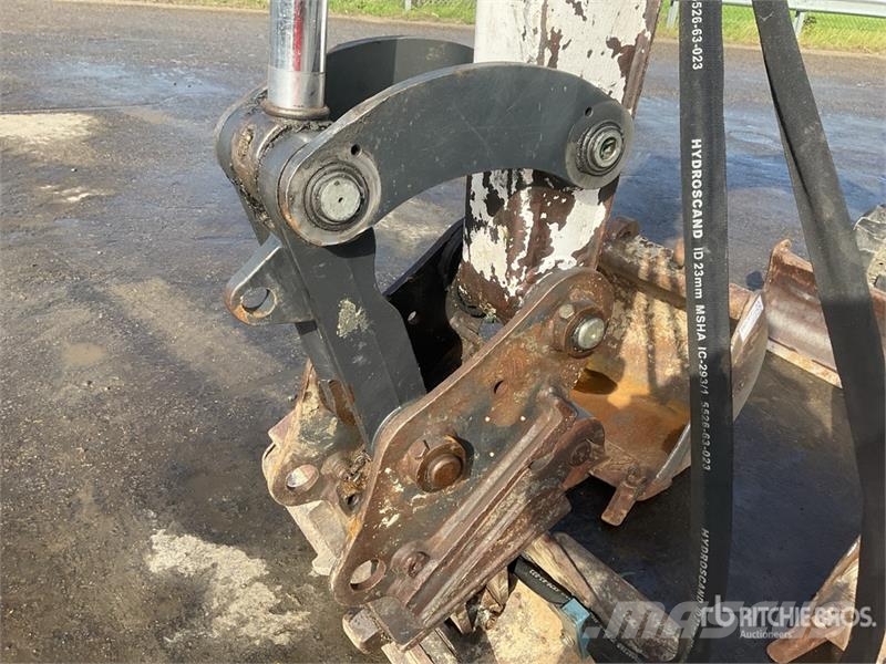 Bobcat E35 Mini bagri <7t