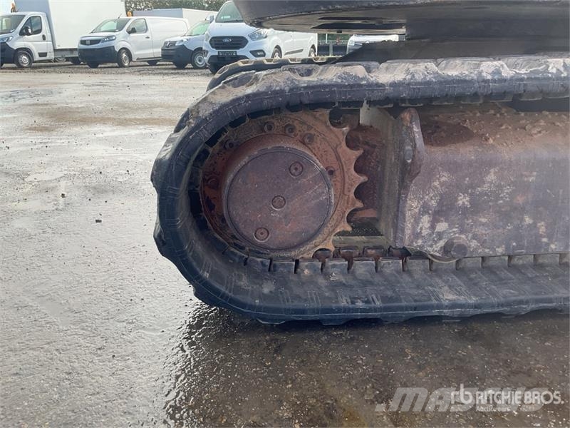 Bobcat E35 Mini bagri <7t