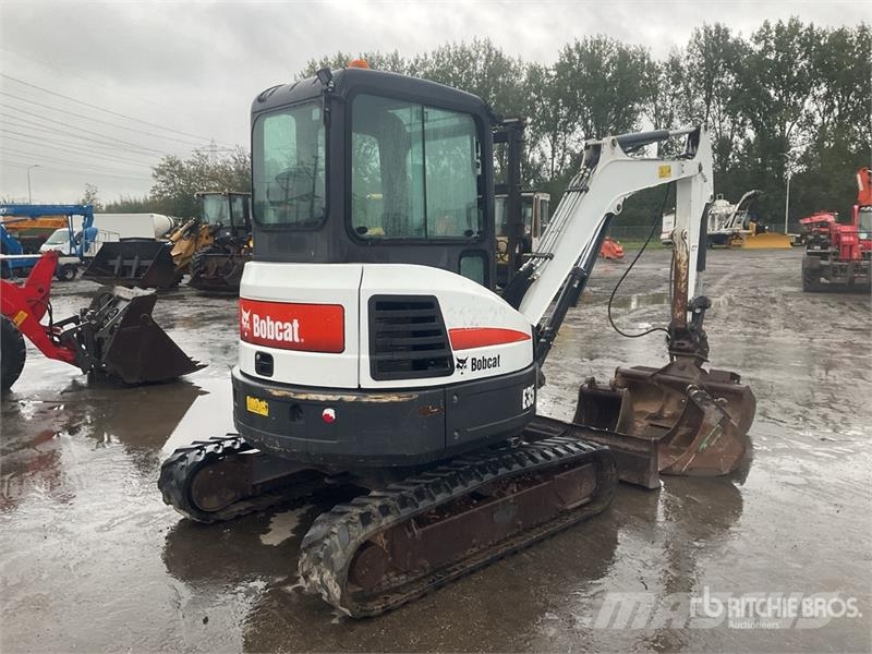 Bobcat E35 Mini kotrók < 7t
