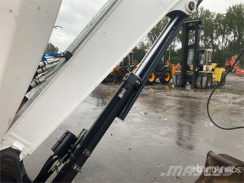Bobcat E35 Mini kotrók < 7t