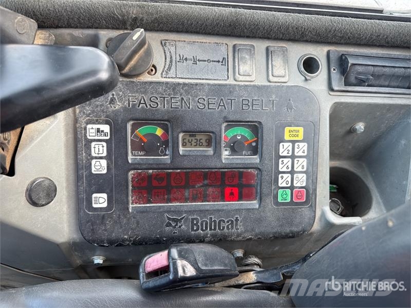 Bobcat E50EM Mini bagri <7t