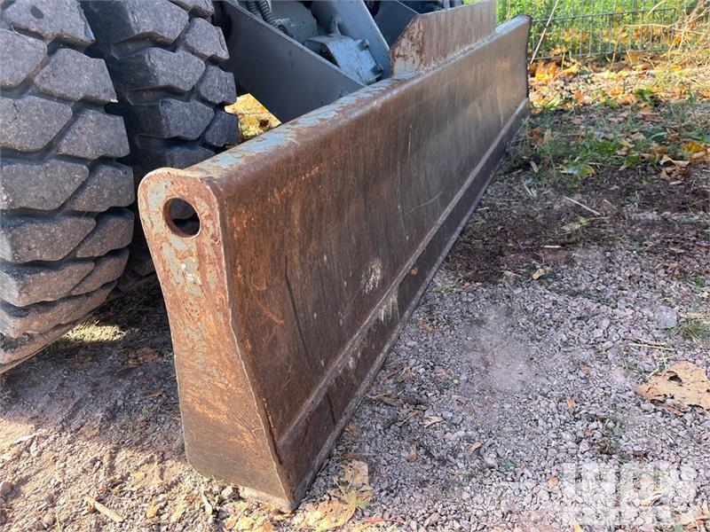 Bobcat E55W Wheel Excavator Bagri na kolesih