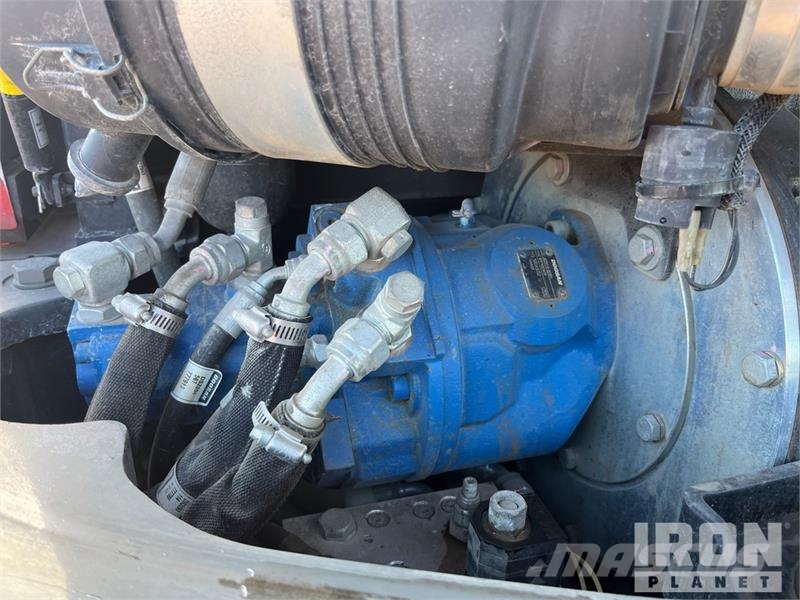 Bobcat E55W Wheel Excavator Bagri na kolesih