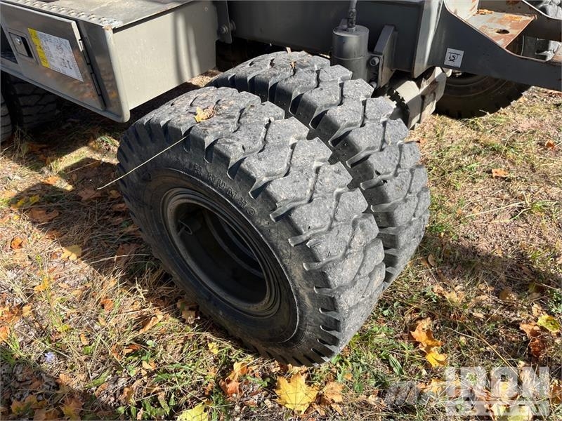 Bobcat E55W Wheel Excavator Bagri na kolesih