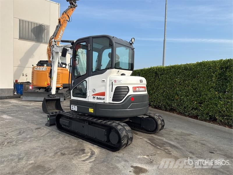 Bobcat E60 Mini Excavator Miniescavatori