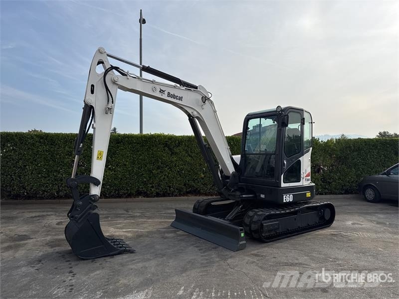 Bobcat E60 Mini Excavator Miniescavatori
