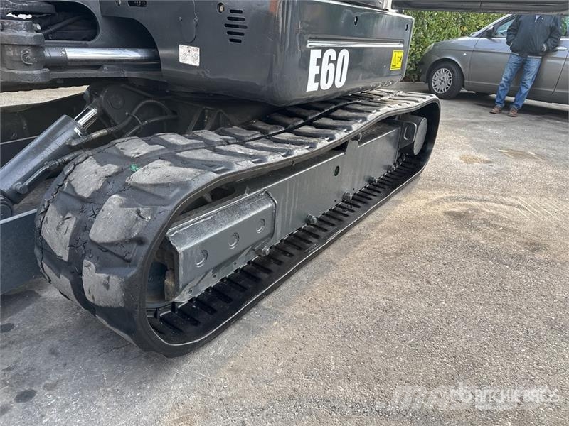 Bobcat E60 Mini Excavator Miniescavatori