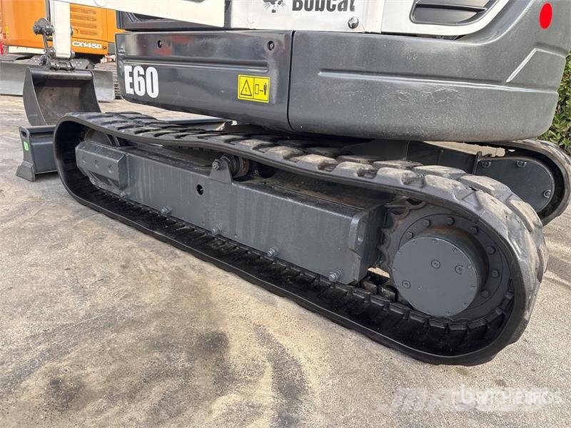 Bobcat E60 Mini Excavator Miniescavatori