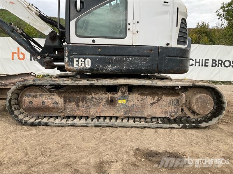 Bobcat E60 Mini Excavator Mini excavators < 7t (Mini diggers)
