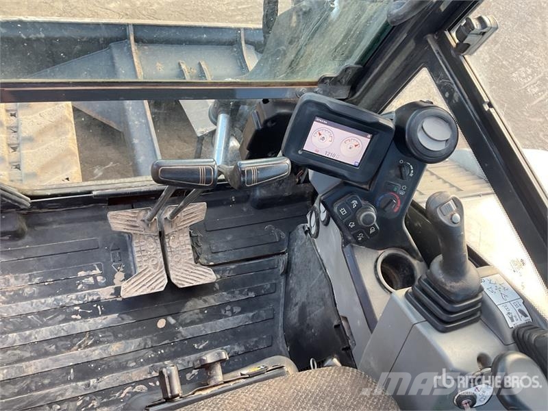 Bobcat E88 Tracked Excavator Kāpurķēžu ekskavatori