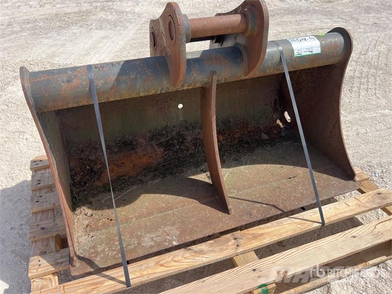 Bobcat MX4D Cleanup Godet de Curage Bucket دلاء