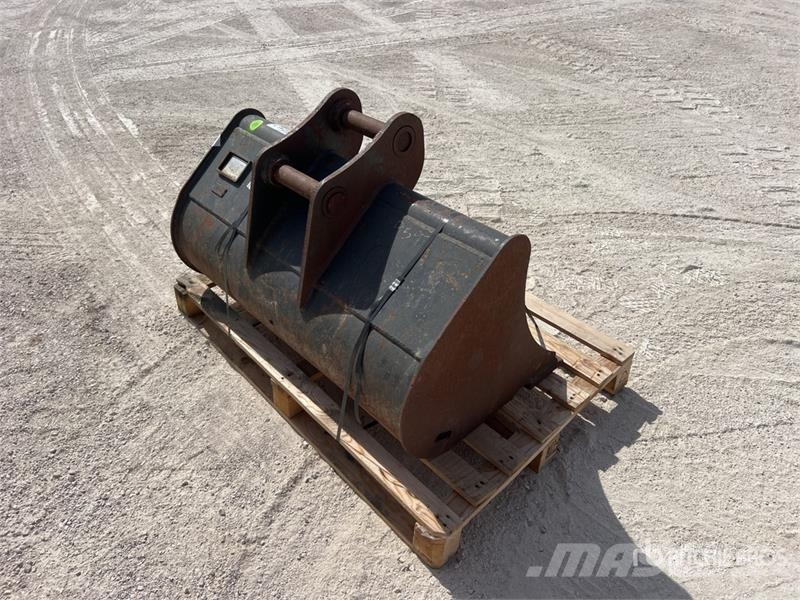 Bobcat MX4D Cleanup Godet de Curage Bucket دلاء